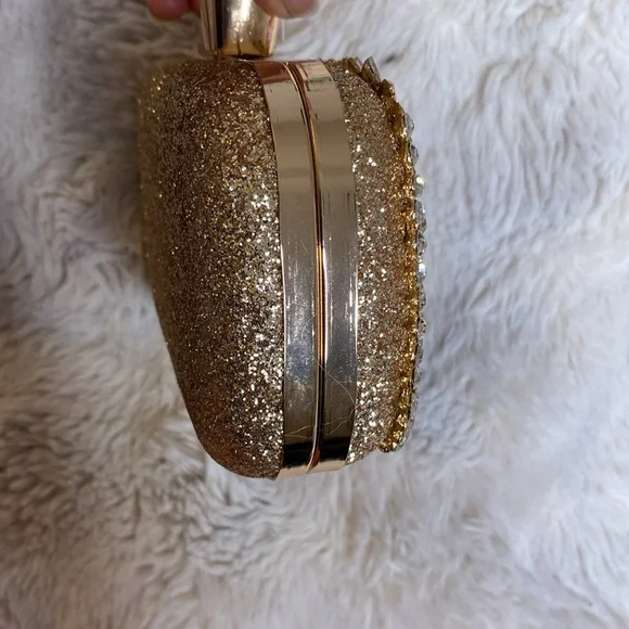 GOLDEN GLITZ AND CRYSTAL 3WAY CLUTCH - Picture 5 of 10